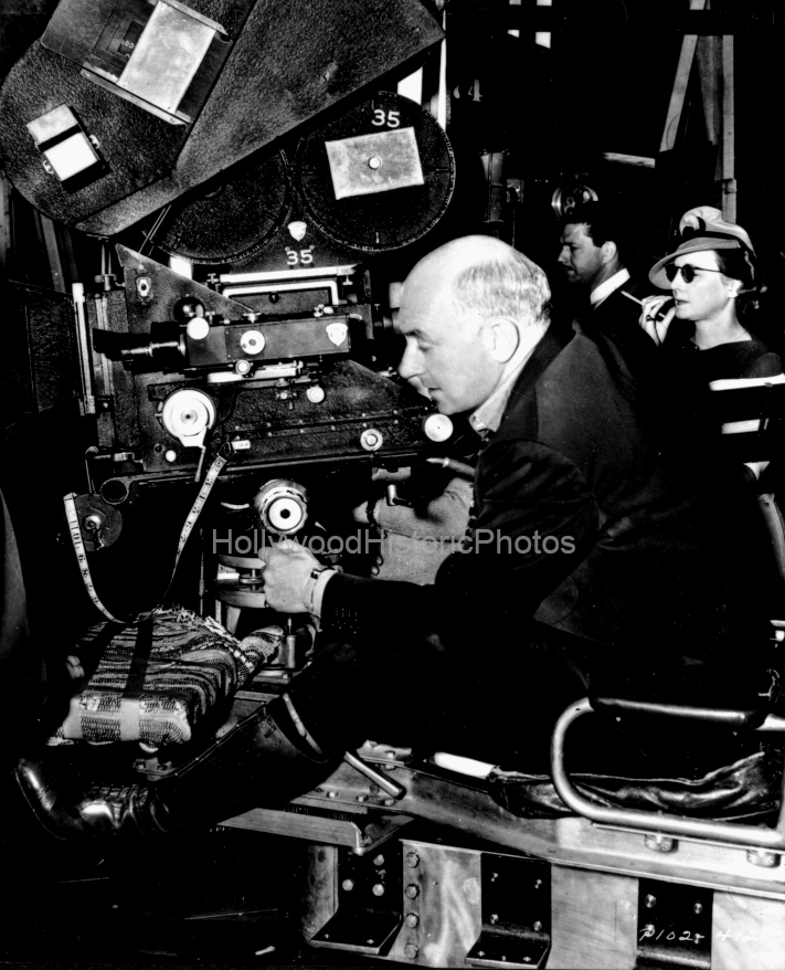 Cecil B. DeMille 1939 Union Pacific wm.jpg